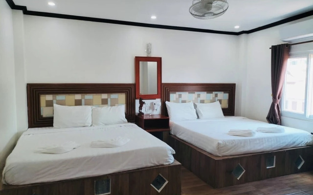 Champion Hotel & Pub
