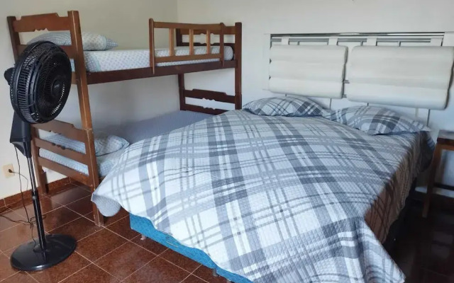 Casa com Piscina 50000 lts Área Gourmet