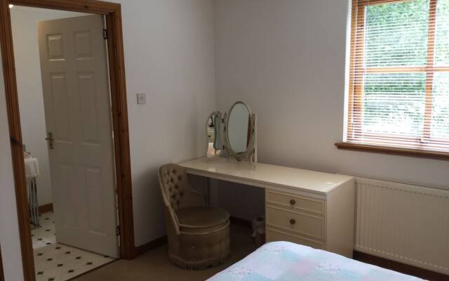 Inverness Apartments - Golf View