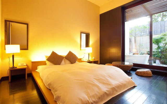 Hotel Allamanda