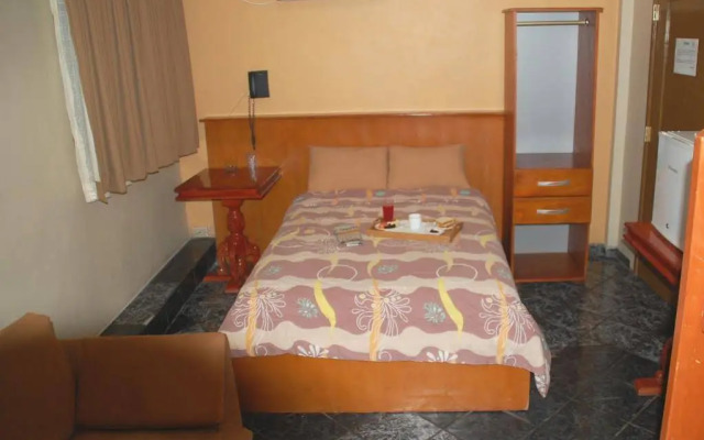 Hotel Ciudad Latin Palace