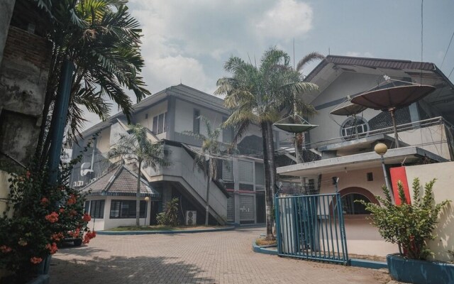 Merpati Hotel & Spa by RedDoorz