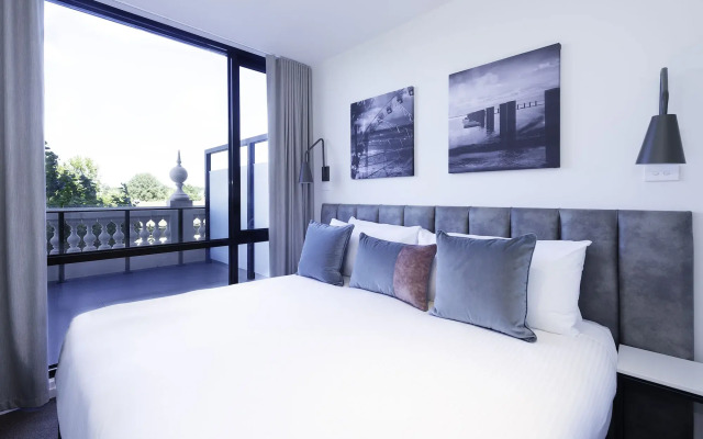 Oaks R Suites Geelong