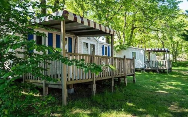 Camping Domaine du Lac de Miel