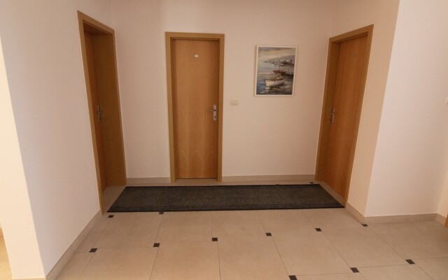 Studios & Rooms Fiesta