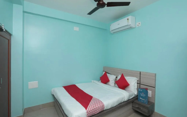 OYO Flagship 23523 Imperial Guest House