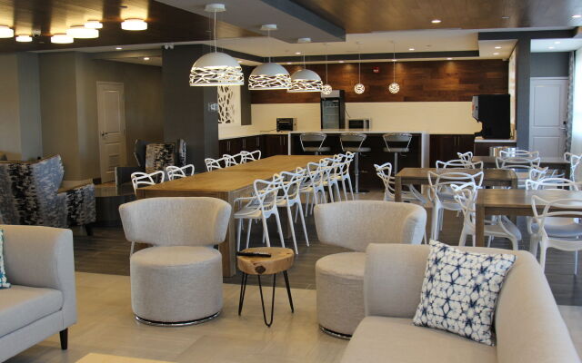 Best Western Plus Airdrie Gateway