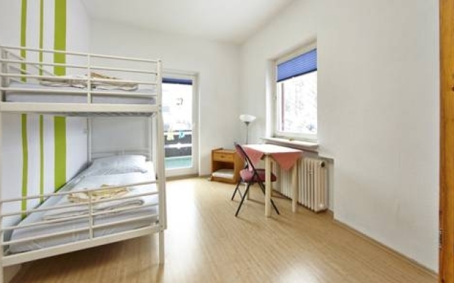 Hostel 2962