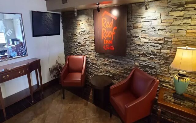 Red Roof Inn & Suites Cornelius – Lake Norman