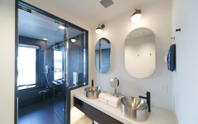 SETOUCHI KEIRIN HOTEL 10 by Onko Chishin