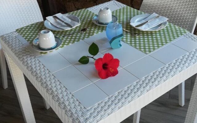B&B Tanit