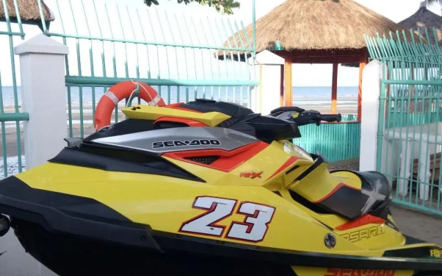 SmallFry's Beach Resort