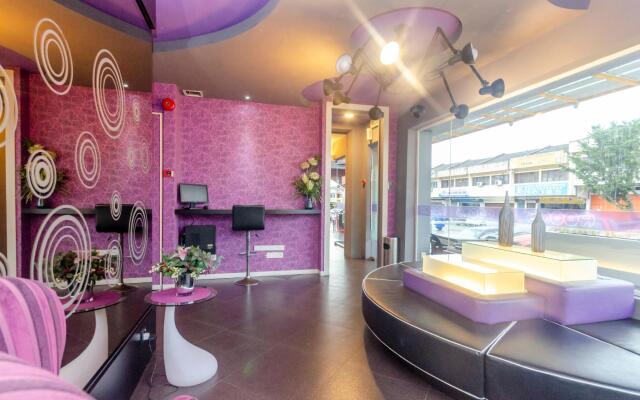 Rooms Boutique Hotel