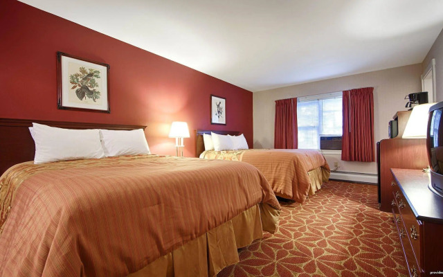 Ludlow Colonial Motel