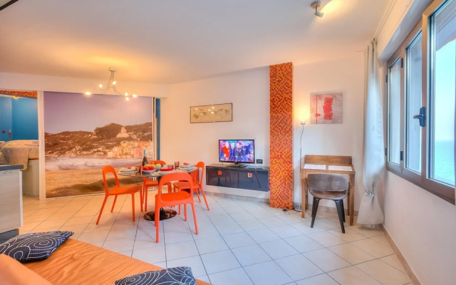 Il Suono del Mare 200 mt From sea