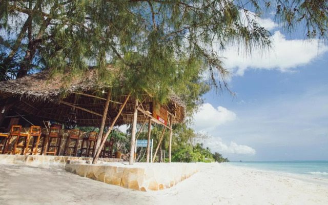 Cast Away Residence