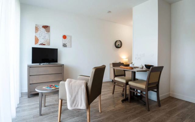 Quality Suites Clermont-Ferrand Stadium