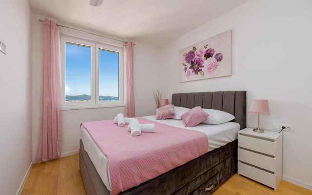 Stella Maris **** balcony, sea view, garage, BBQ