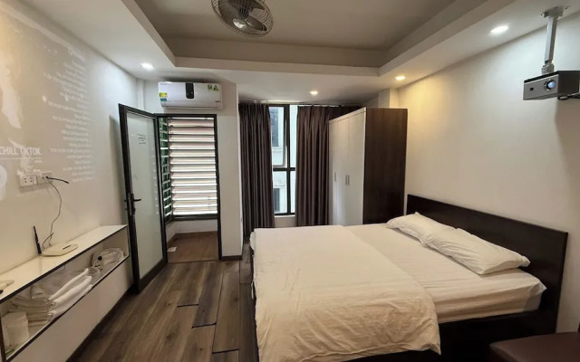 Era Apartment Ha Yen Quyet