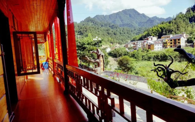 Zhangjiajie Longquan Inn