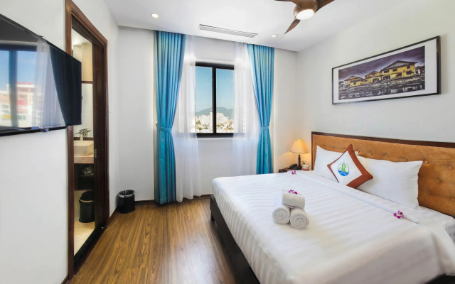 Ritzy Boutique  Da Nang
