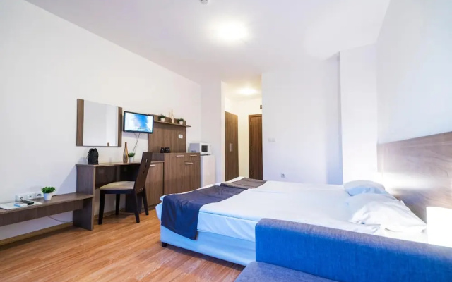 Admiral Plaza Hotel