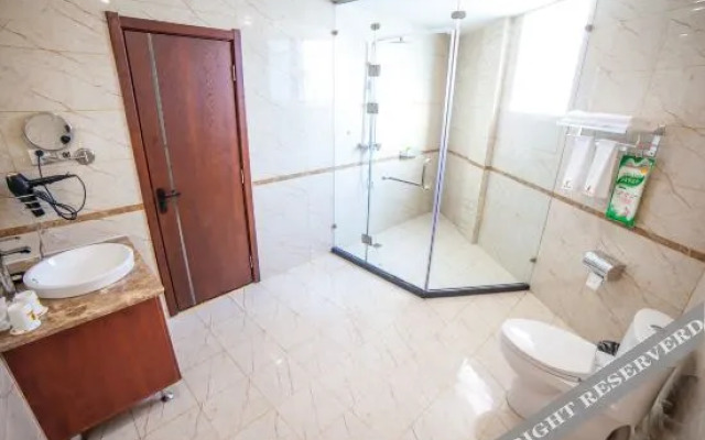 Super 8 Hotel (Weifang Yihe First City Gudemao)