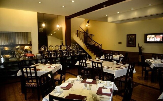 Elion House Hotel