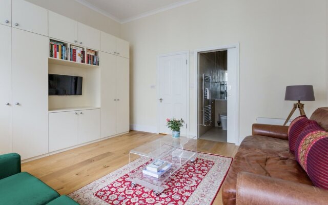 Marloes Road Lux 2 Bedrooms Apartment