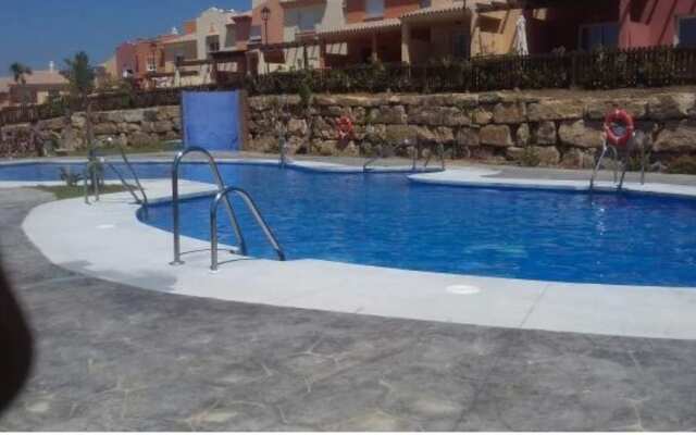 106076 - Apartment in Zahara de los Atúnes