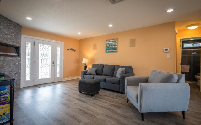 LEDGEROCK POINTE - 3 Br Home