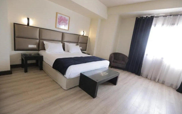 hotel evasion by liberte