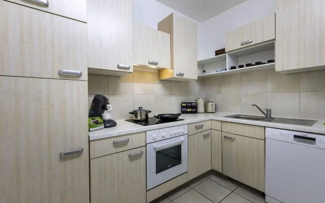 AMAYA Hotel & Suites