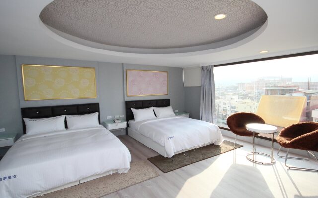 Happiness Skyline Hotel