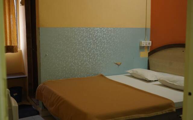 Hotel Aashish Deluxe Kolhapur