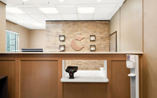 Comfort Suites New Orleans East