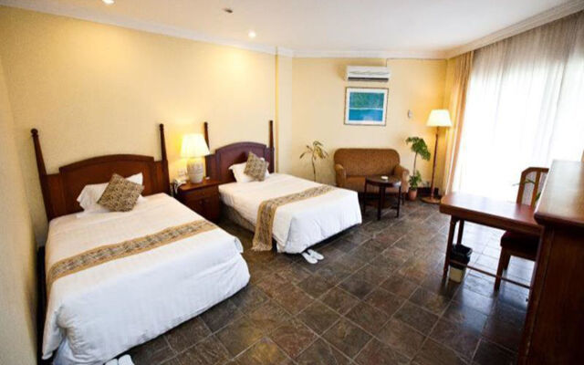 Palm Beach Resort & Spa