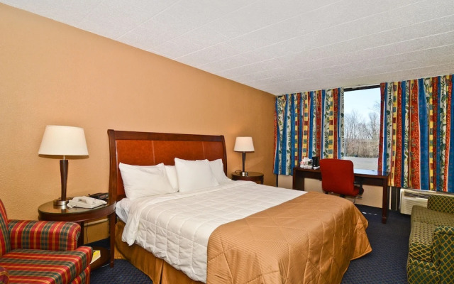 Clarion Hotel And Pocono Resort