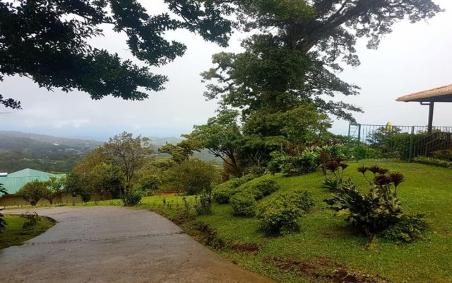 Casa Familiar El Granero Monteverde