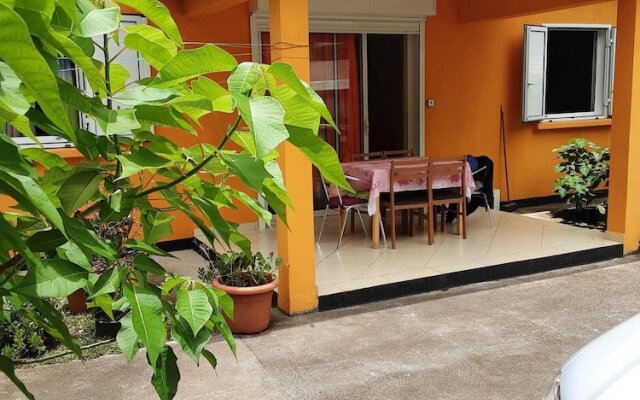 House With 3 Bedrooms in La Chaloupe St Leu, With Enclosed Garden and