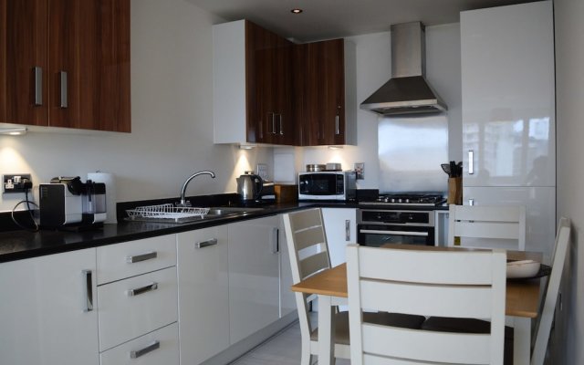 1 Bedroom Modern Apartment in Notting Hill