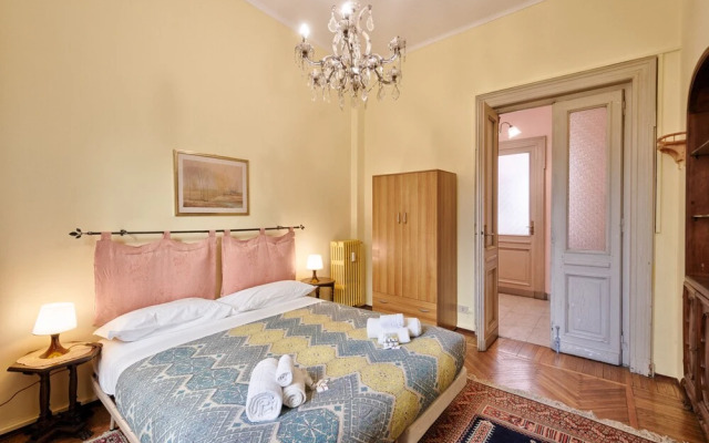 Roomy Flat Turin Crocetta