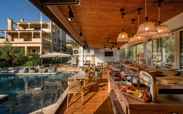 Anthemion Suites & Villas