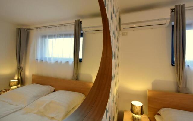 Neferprod Apartments - IS - CAM 05