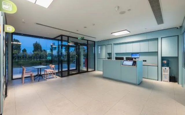 Hi Inn (Tianjin Xinguozhan Haihe Technology Park) – Balcony – Tianjin