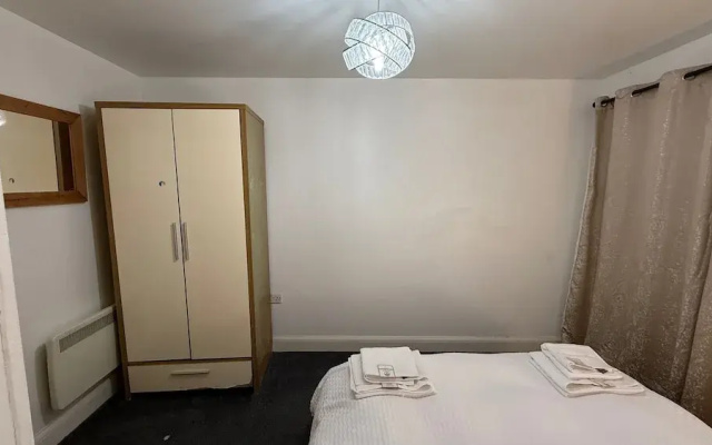 Guildford Court Apartment in Colchester