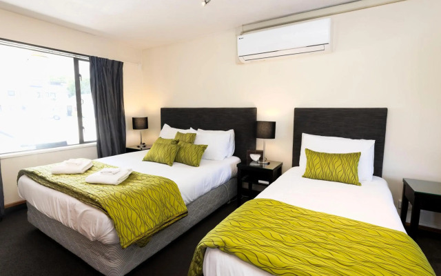 Airport Gateway Motor Lodge