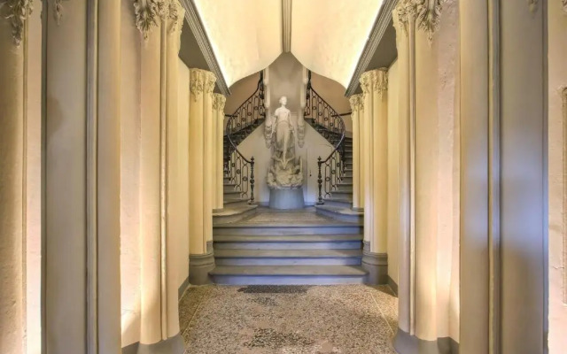 Luxury Suite in Florence