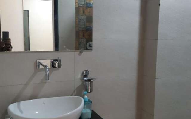 Hotel Pushpak Satara