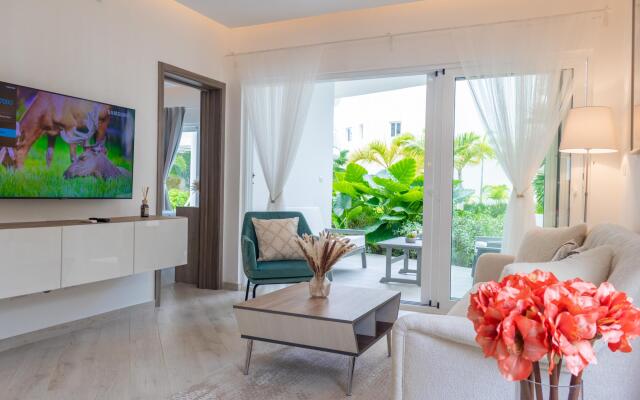 Stylish 3-Bedroom Apartment near the Bavaro Beach